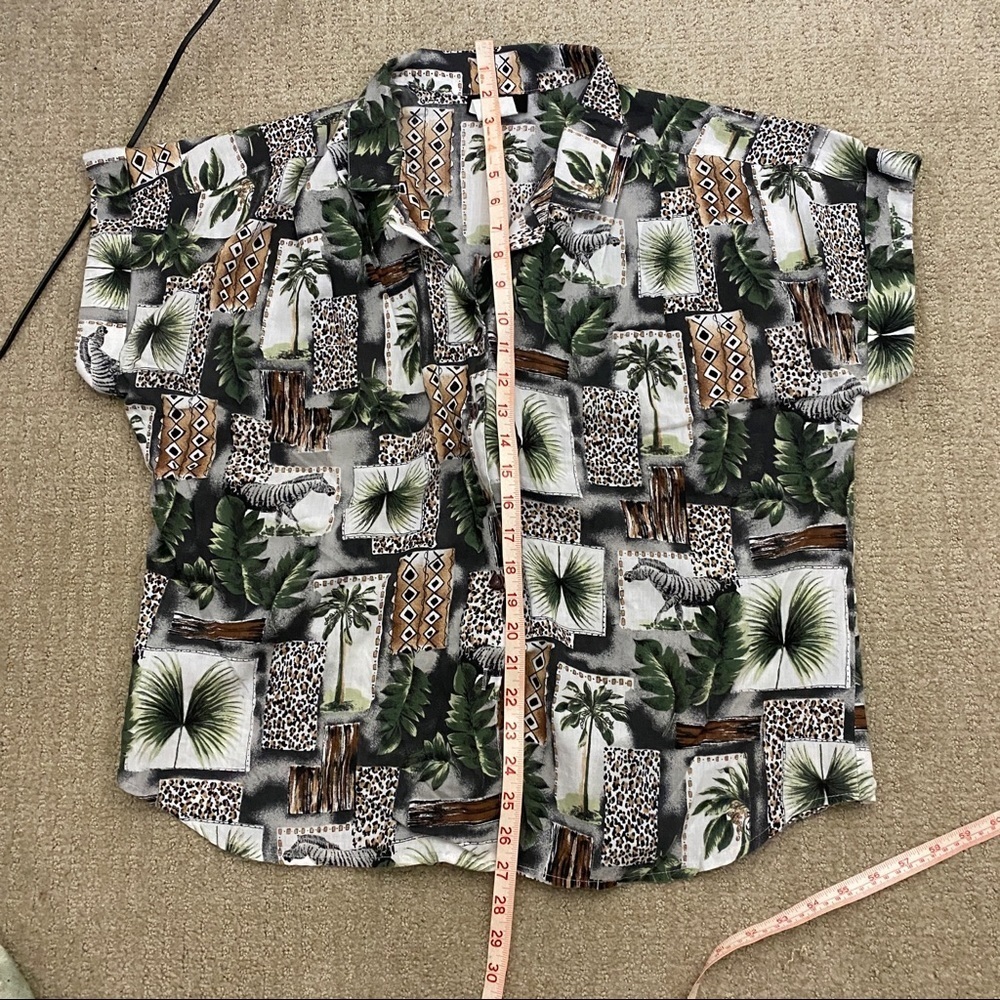 TCP & Co Animal Button Up Shirt Womans Size XL - Picture 5 of 5
